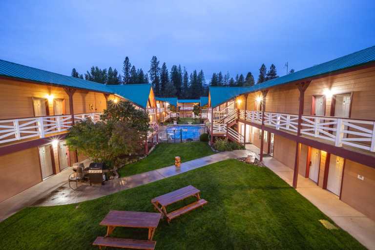 AbbyCreek SocialMedia 768x512