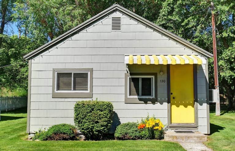 Idle a while 768x494